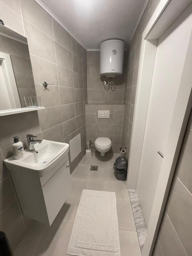Guesthouse 12A 프리슈티나 외부 사진